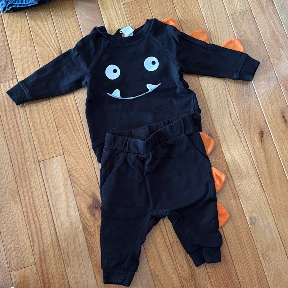 Cutest Monster set by H&M